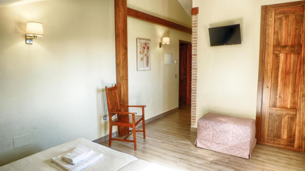 Casa Rural El Roble Hueco Campillejo Екстер'єр фото